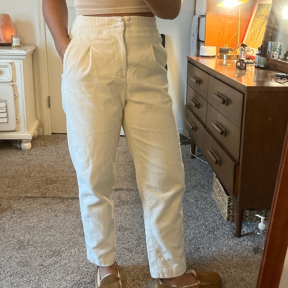 Cream Gap Corduroy Pants